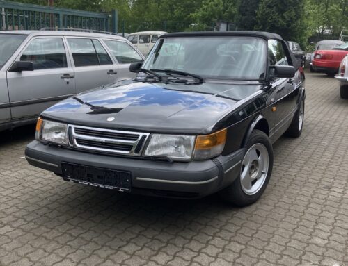 Saab 900